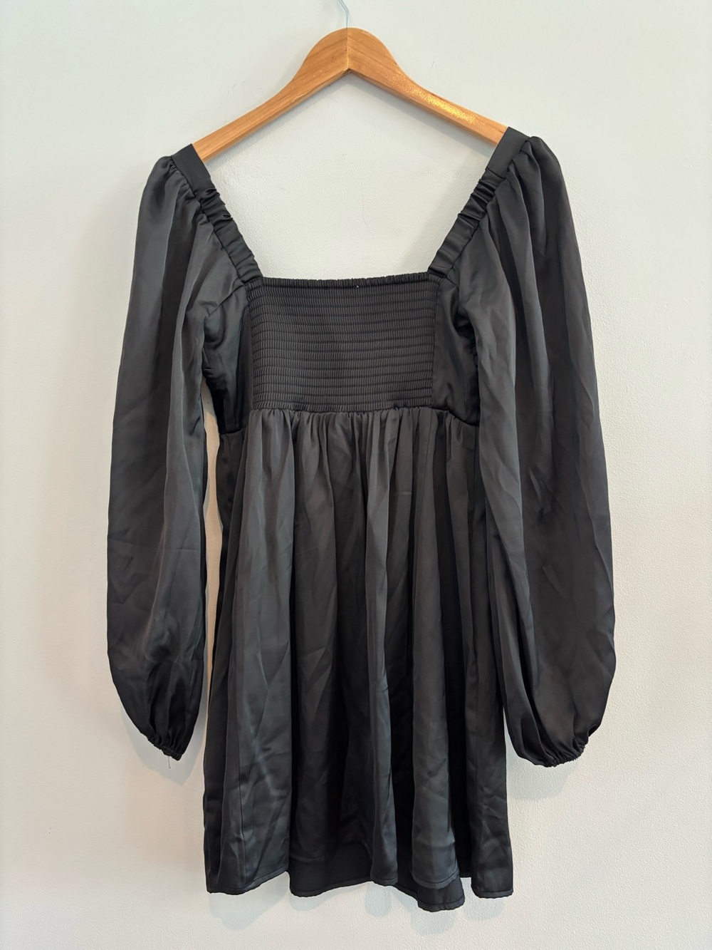 Abercrombie & Fitch Emerson Black Satin Square-Neck Long Sleeve Mini Dress Small - Picture 6 of 9
